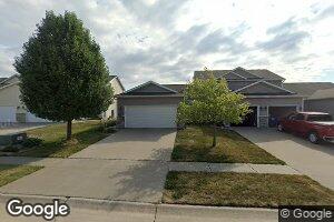1633 Jenna Dr, Davenport, IA 52804