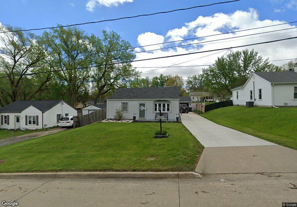 413 E Diehl Ave, Des Moines, IA 50315 - photo 1