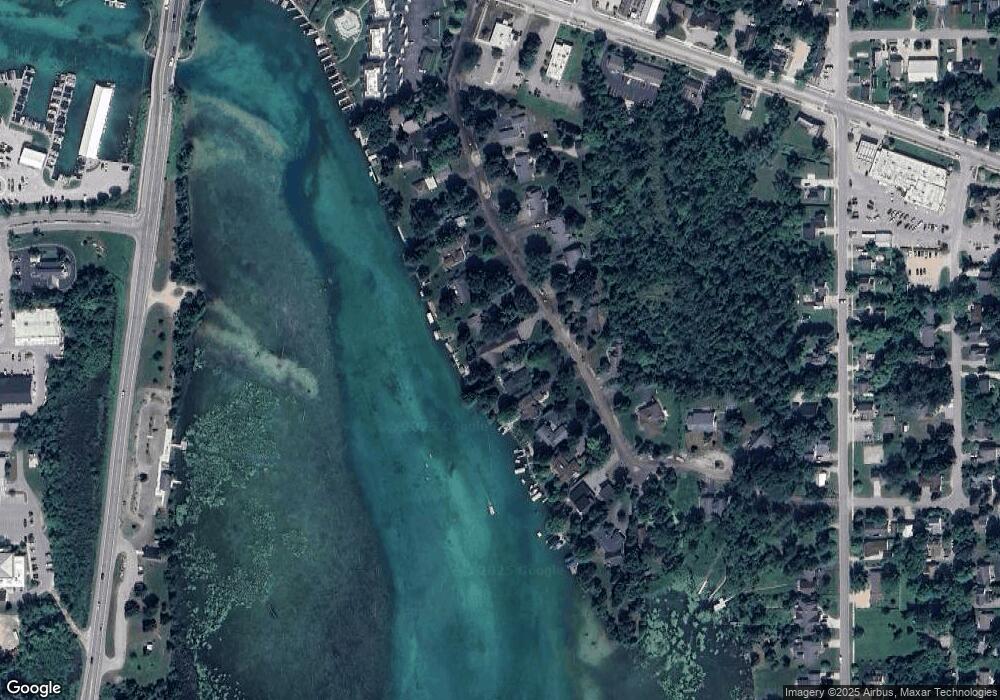 124 Mitchell Dr, Elk Rapids, MI 49629 - photo 1