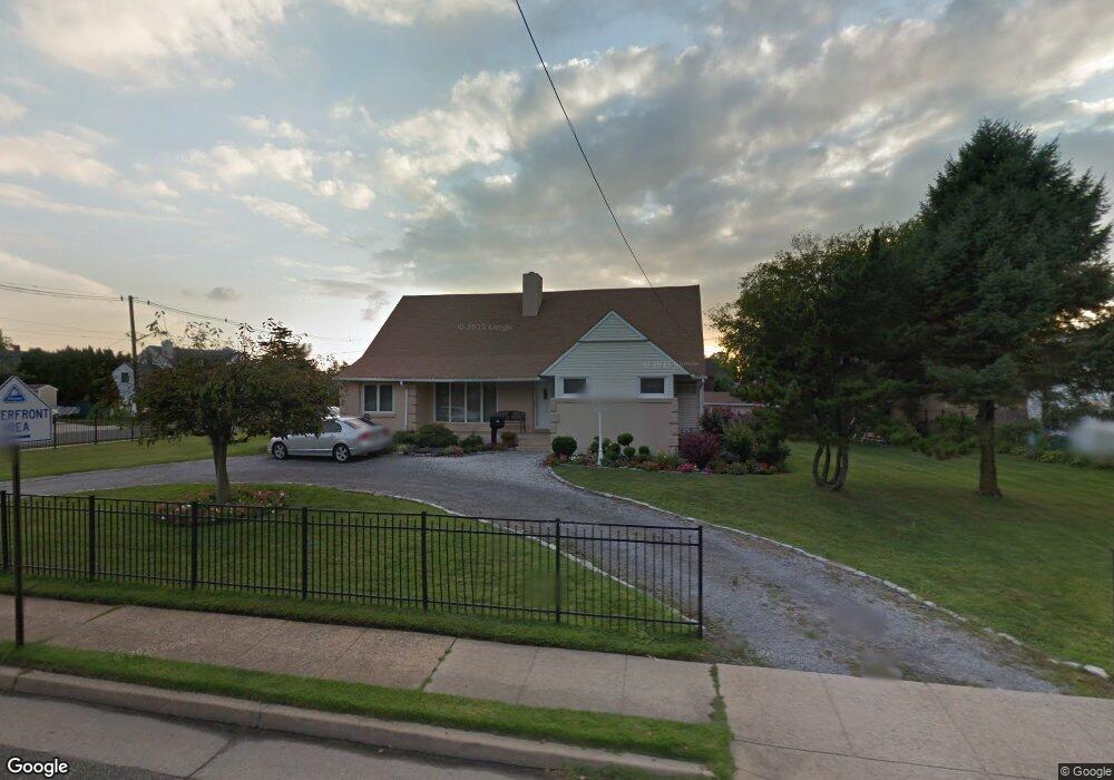 514 S Long Beach Ave, Freeport, NY 11520 - photo 1