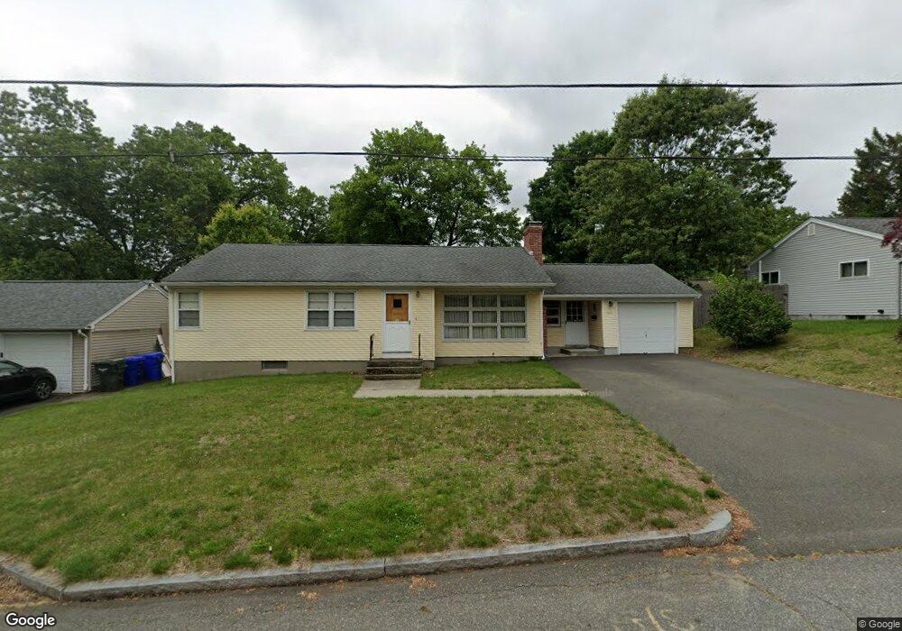 226 Carver St, Springfield, MA 01108 - photo 1