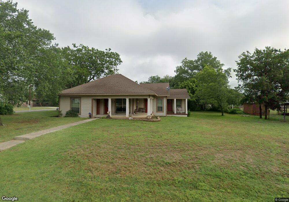 413 W Morton St, Boyd, TX 76023 - photo 1