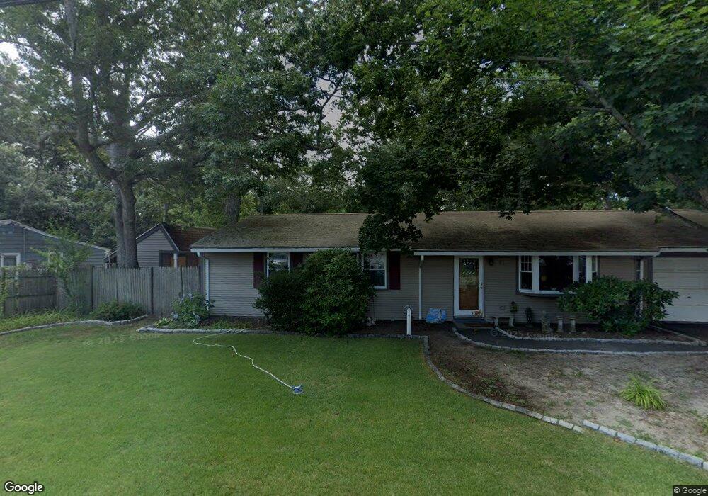 31 Cromesett Rd, Wareham, MA 02571 - photo 1