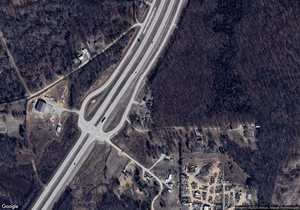 215 Hawthorne Ln, Poplar Bluff, MO 63901 - photo 1