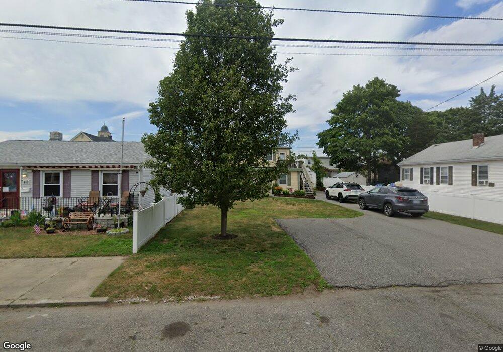 44 Hanover Ave, Pawtucket, RI 02861 - photo 1