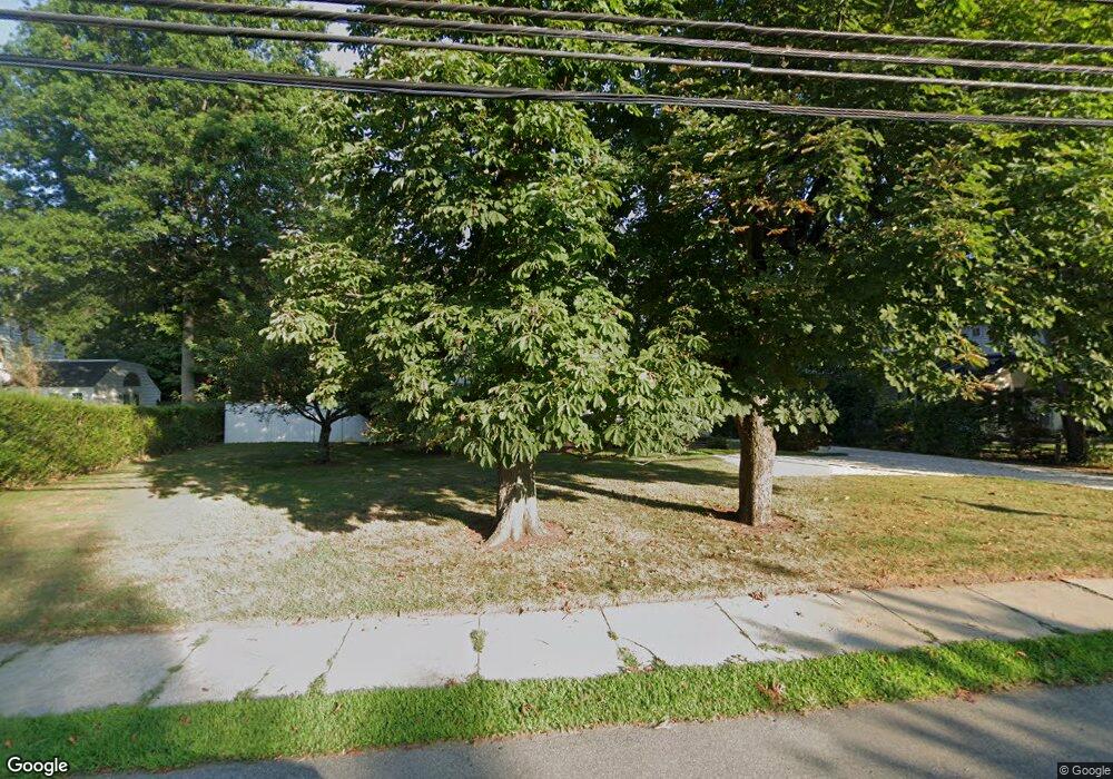 132 Compo Rd S, Westport, CT 06880 - photo 1