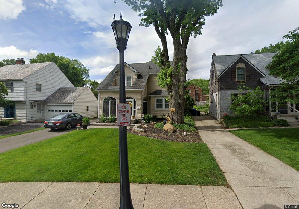 68 E Torrence Rd, Columbus, OH 43214 - photo 1