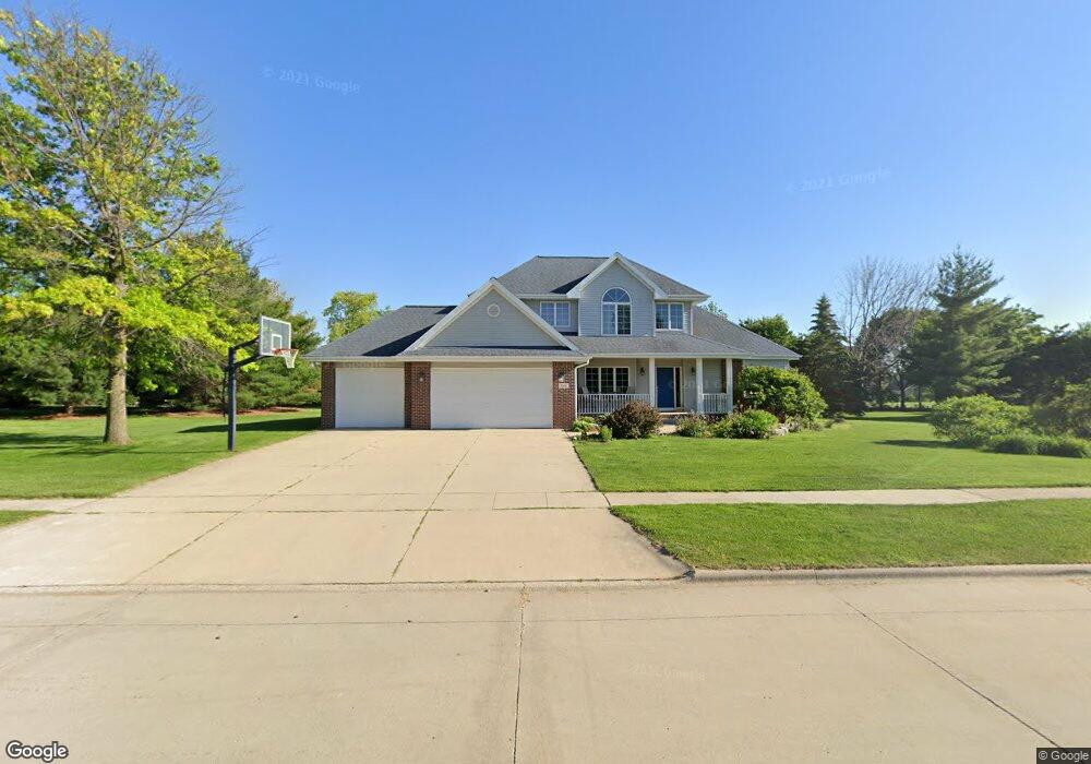 3110 Cobblestone Ct, Cedar Falls, IA 50613 - photo 1