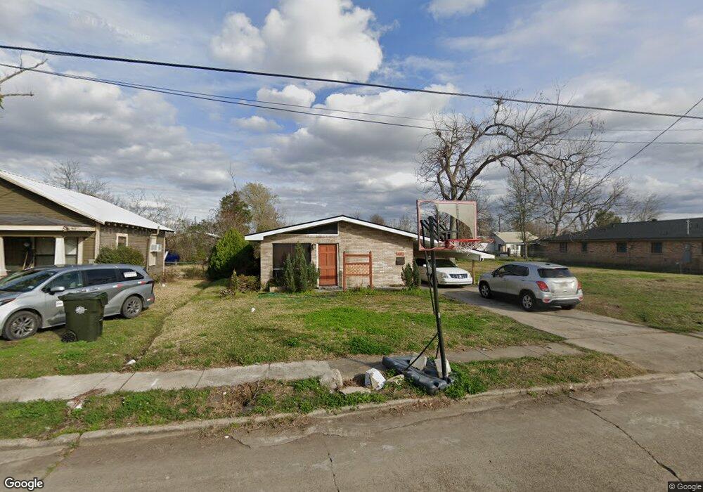 617 S Lyons St, Lake Charles, LA 70601 - photo 1