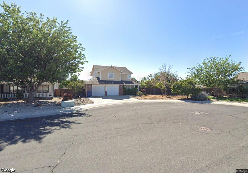 702 Noel Ln, Fallon, NV 89406 - photo 1