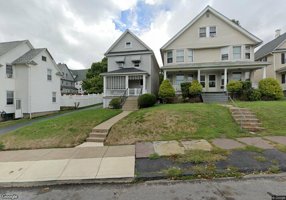 719 N Hyde Park Ave, Scranton, PA 18504 - photo 1