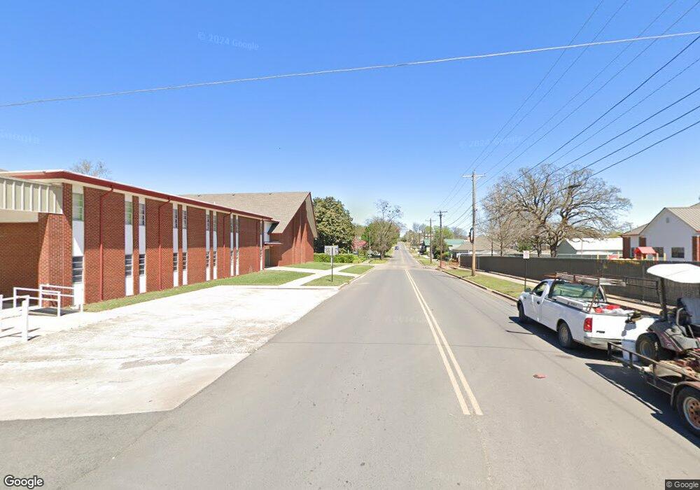 204 W Clay St, Tahlequah, OK 74464 - photo 1