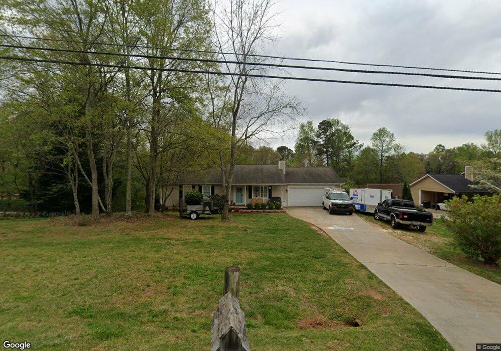 4609 Union Place, Flowery Branch, GA 30542 - photo 1