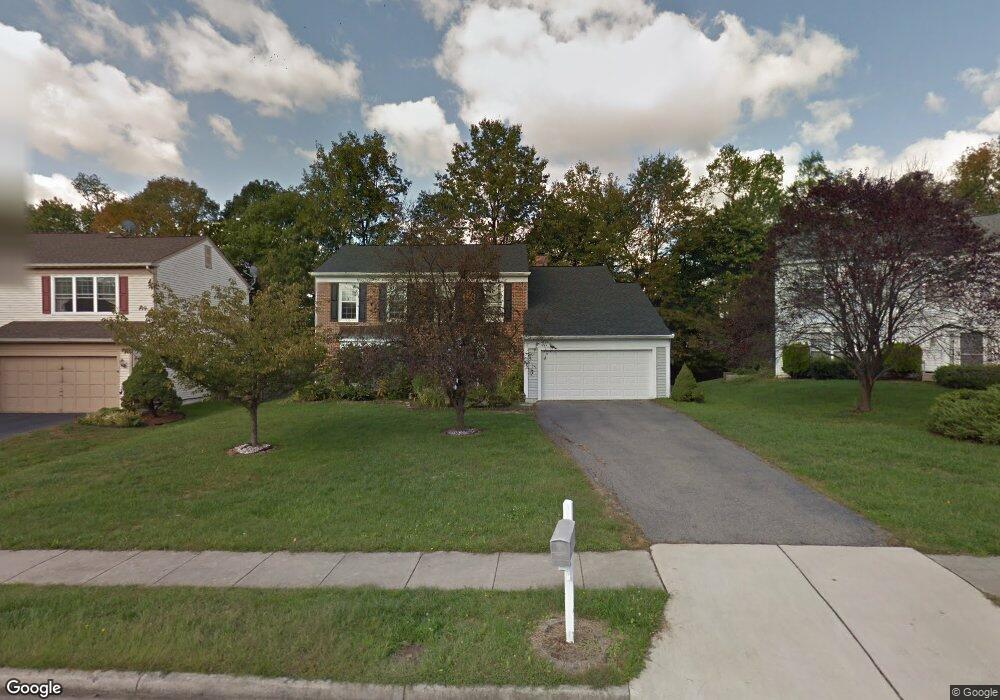 7104 Green Spring Ln, Alexandria, VA 22306 - photo 1