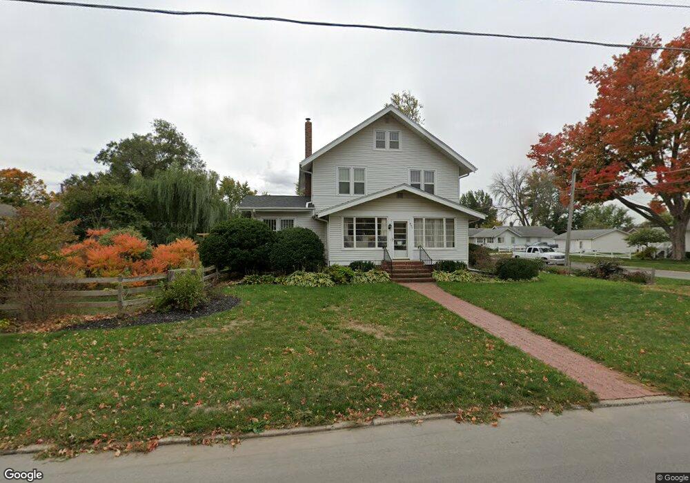 521 S 6th Ave W, Newton, IA 50208 - photo 1