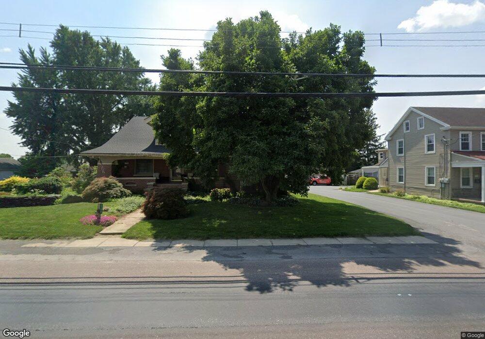 174 E Main St, Leola, PA 17540 - photo 1