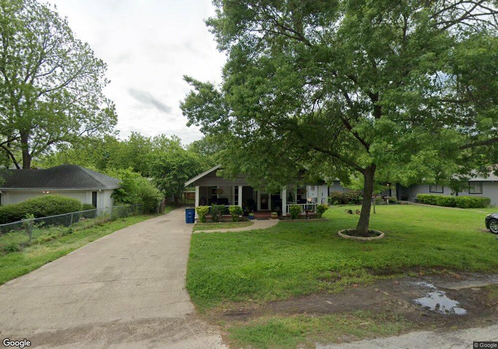 405 W Moore St, Ennis, TX 75119 - photo 1