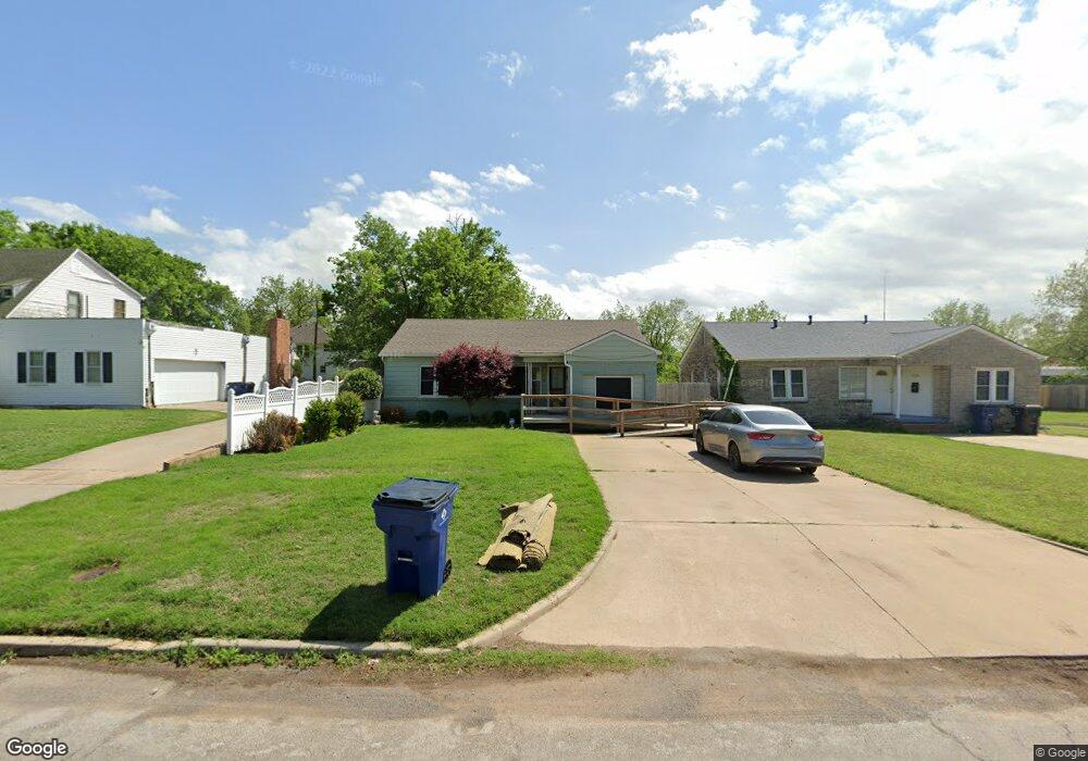 1114 W Chestnut Ave, Duncan, OK 73533 - photo 1