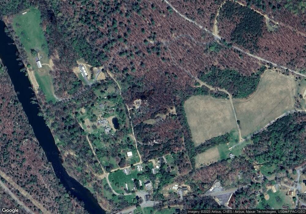 100 Dun Rovin Ln, Great Cacapon, WV 25422 - photo 1