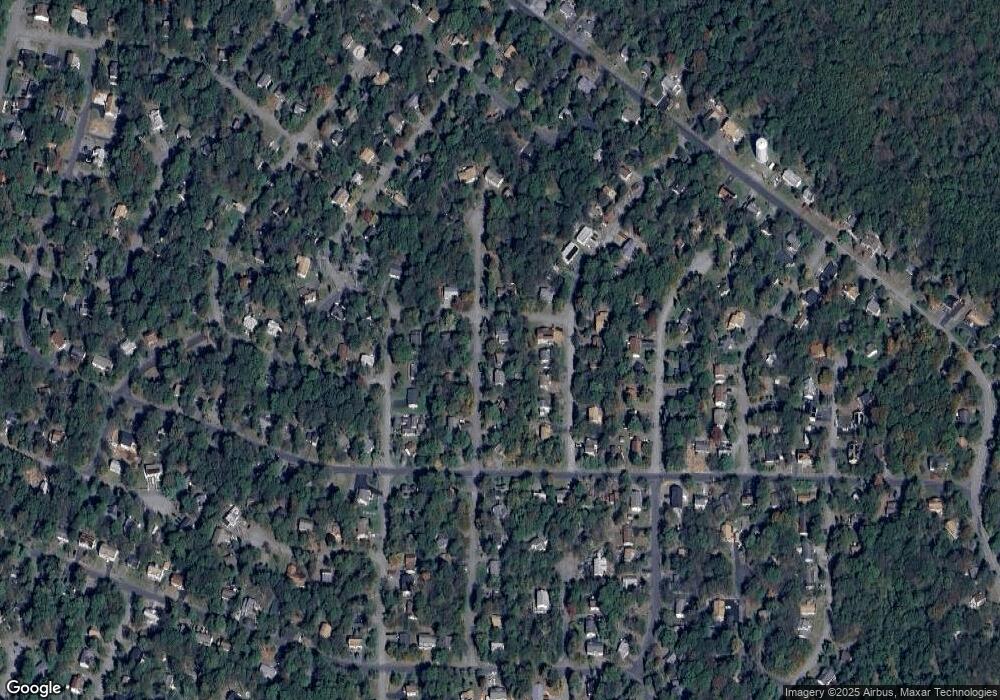 7514 Crest View Dr, Tobyhanna, PA 18466 - photo 1