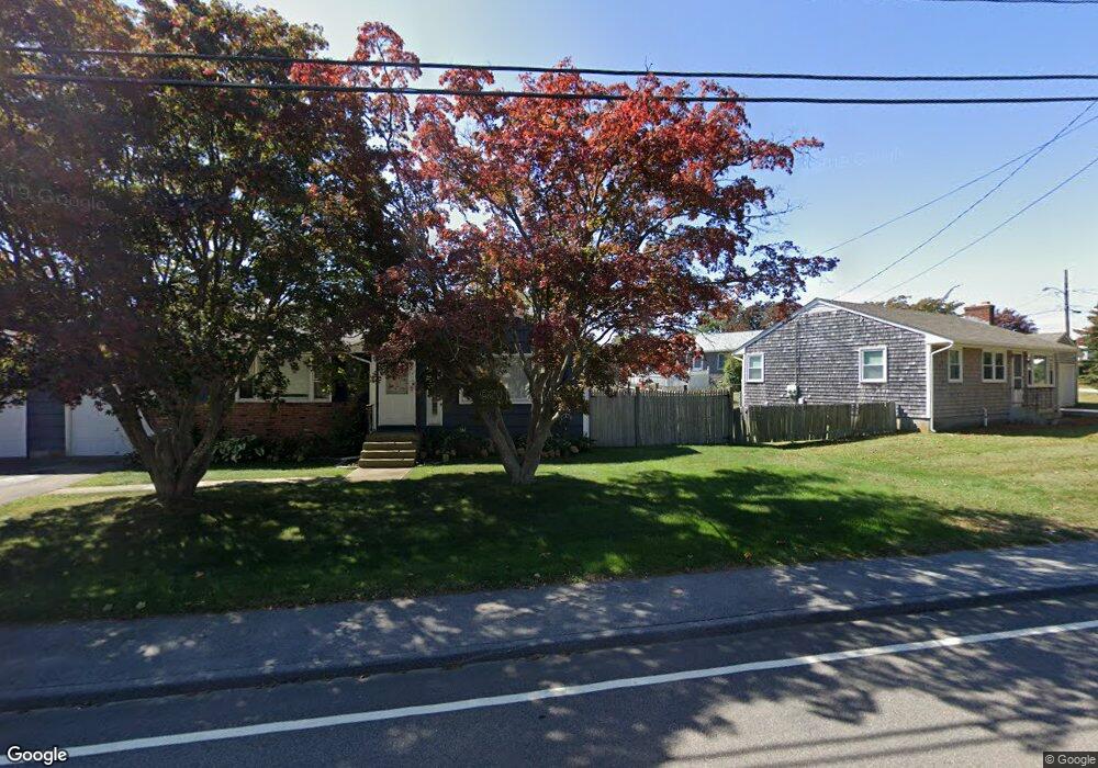 43 Forest Ave, Middletown, RI 02842 - photo 1