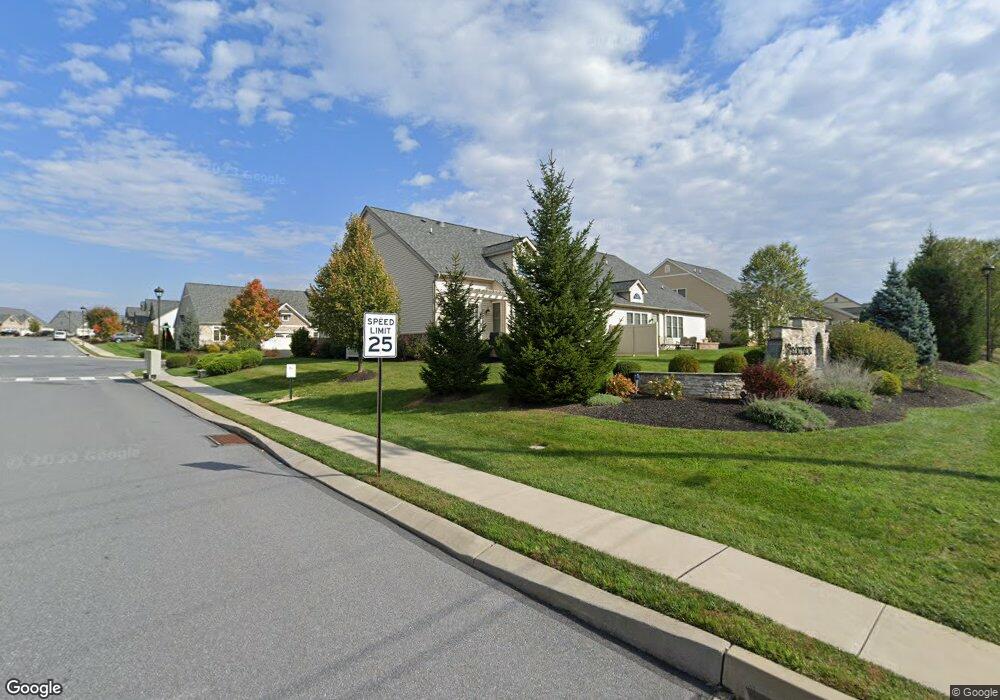 102 Windermere Dr unit 28, Palmyra, PA 17078 - photo 1