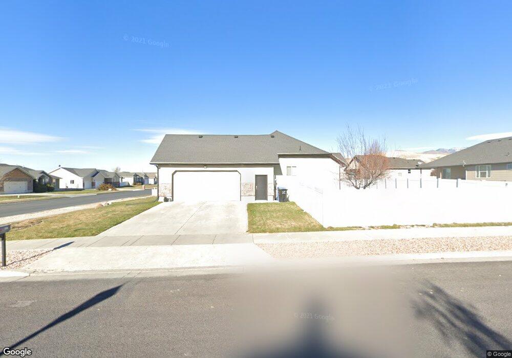 582 N 100 E, Smithfield, UT 84335 - photo 1