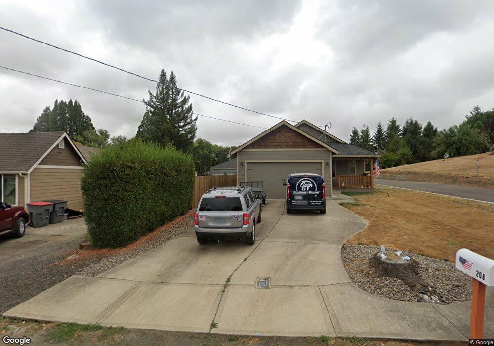 811 SW 1st St, Sheridan, OR 97378 - photo 1