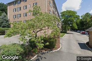 4 Consulate Dr Unit 2F, Tuckahoe, NY 10707