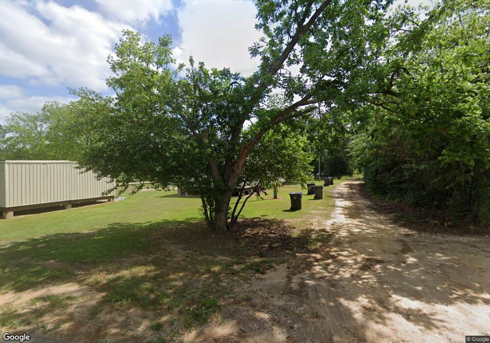 516 W Ohoopee St, Fitzgerald, GA 31750 - photo 1