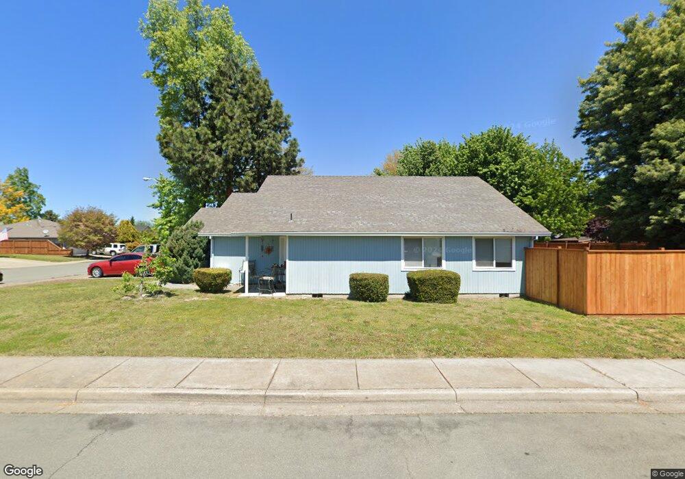 1142 Hampton Dr, Central Point, OR 97502 - photo 1