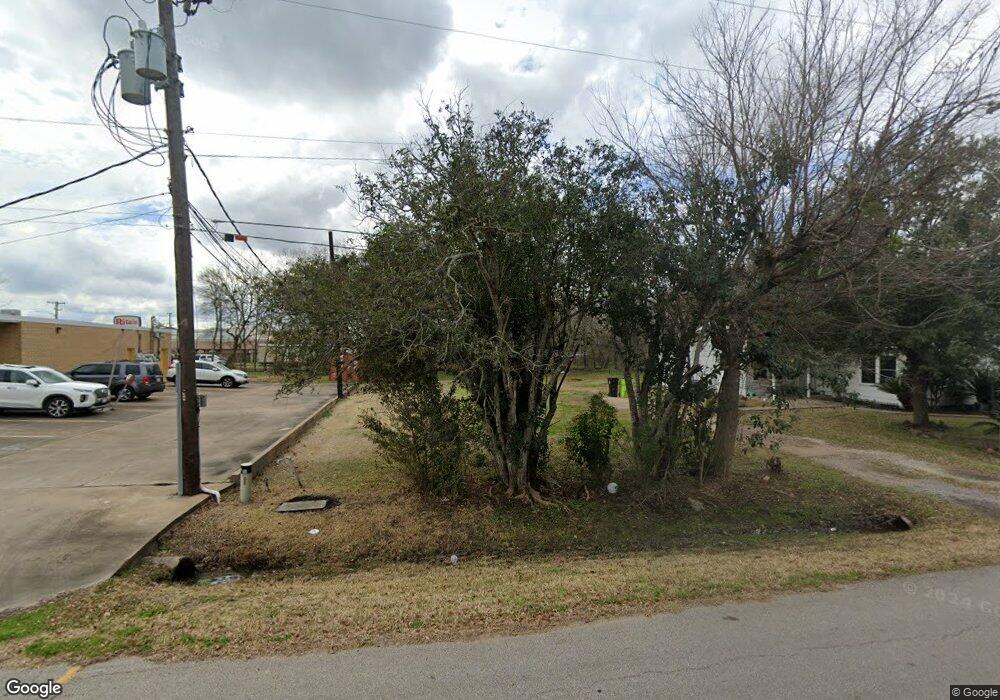 934 Sidney St, Rosenberg, TX 77471 - photo 1