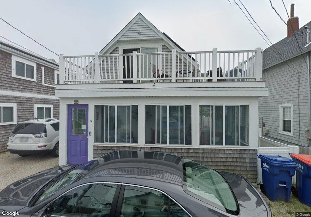 9 Holly Cir, Buzzards Bay, MA 02532 - photo 1