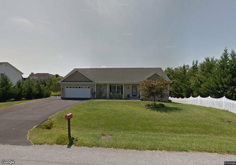 84 Windsor Dr, Fishersville, VA 22939 - photo 1