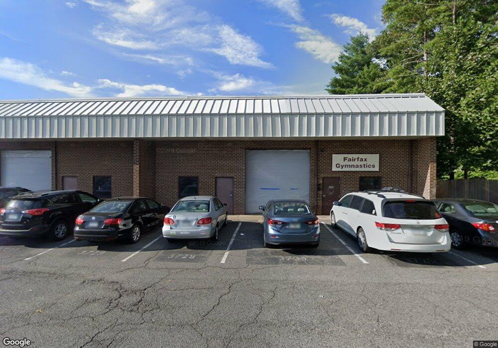 3729 Pickett Rd, Fairfax, VA 22031 - photo 1