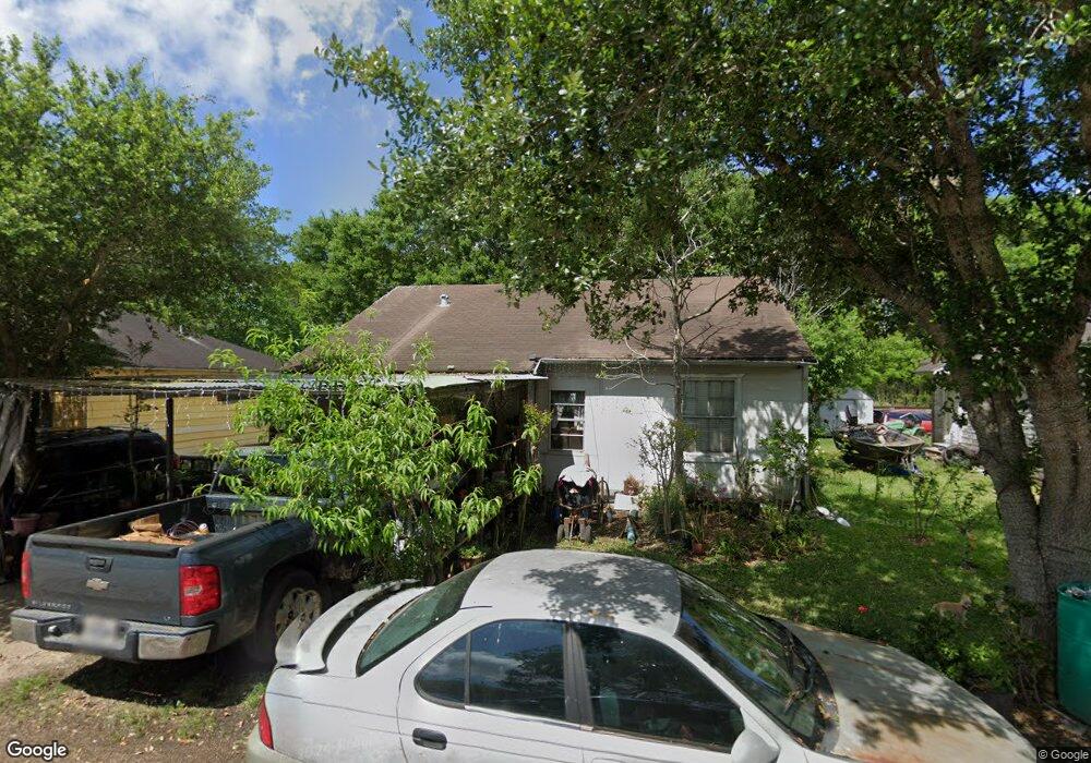 2607 Boring St, Bay City, TX 77414 - photo 1