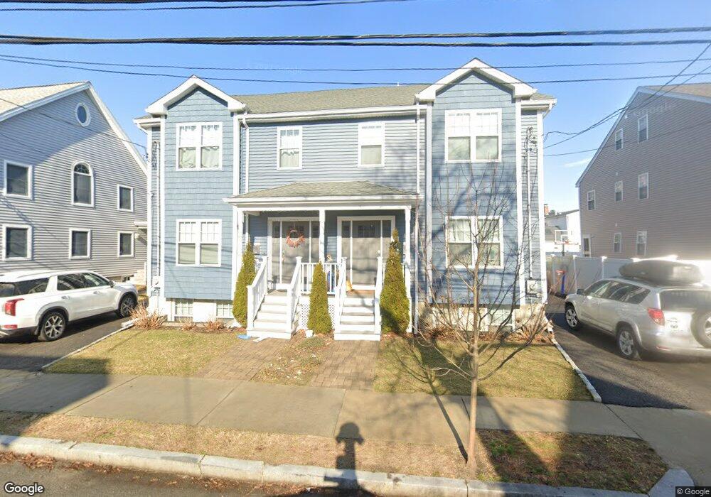 70 Beacon St unit 70, Arlington, MA 02474 - photo 1