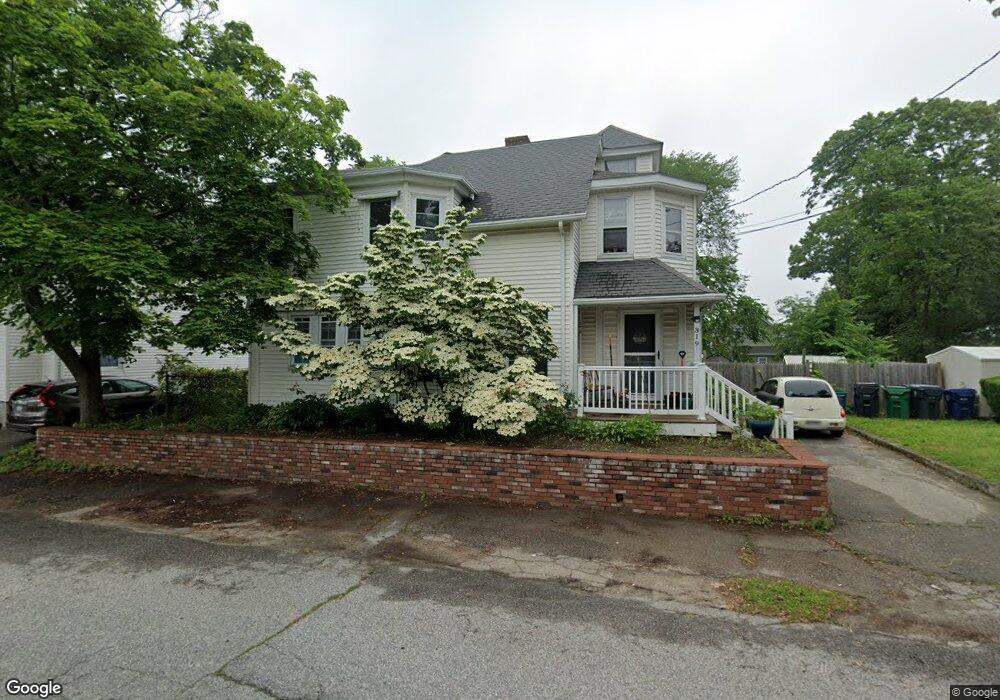 319 Atlantic Ave, Warwick, RI 02888 - photo 1