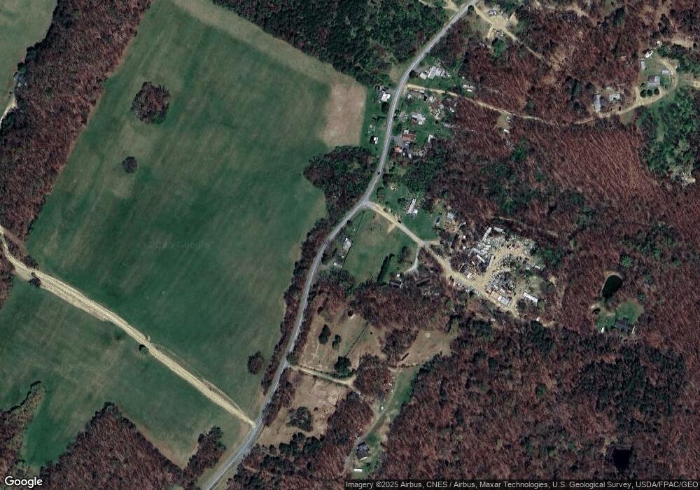 724 N Timber Ridge Rd, Cross Junction, VA 22625 - photo 1