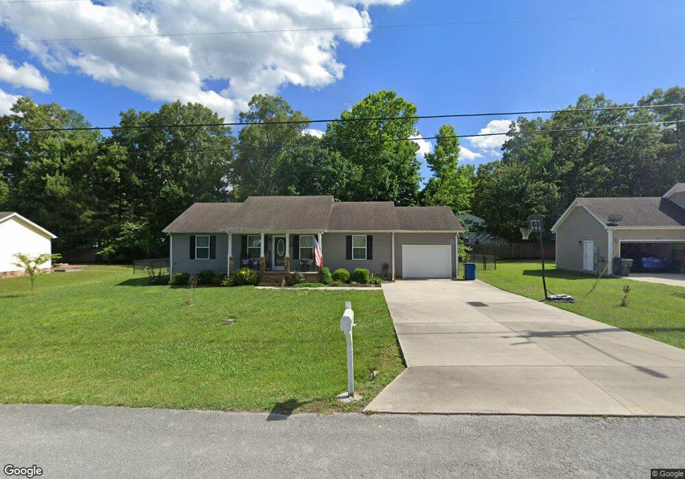 518 Indian Springs Cir, Manchester, TN 37355 - photo 1