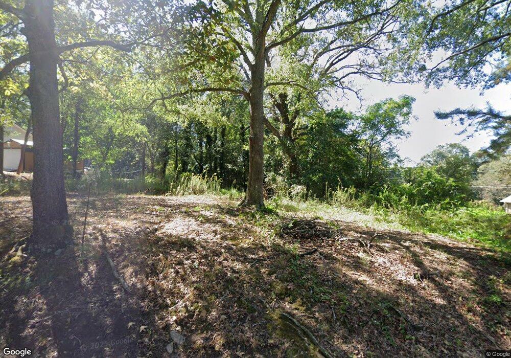 6761 Parkway Dr, Lithonia, GA 30058 - photo 1