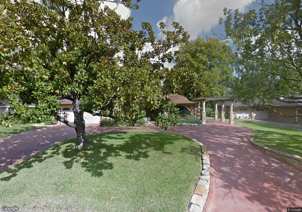 8702 Lanell Ln, Houston, TX 77055 - photo 1