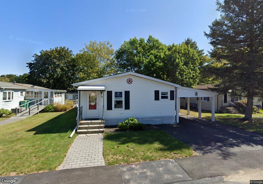 2 Robinhood Ln, Attleboro, MA 02703 - photo 1