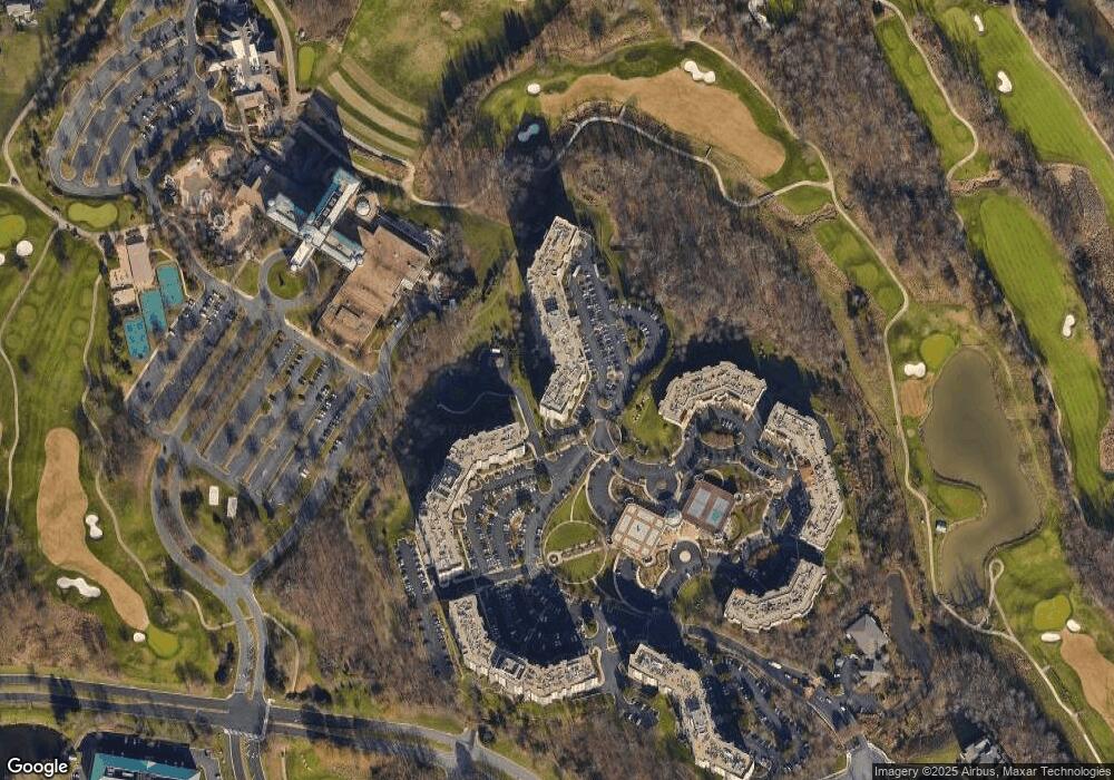 19355 Cypress Ridge Terrace unit 621, Leesburg, VA 20176 - photo 1