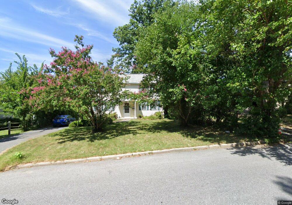 410 Bloomsbury Ave, Catonsville, MD 21228 - photo 1