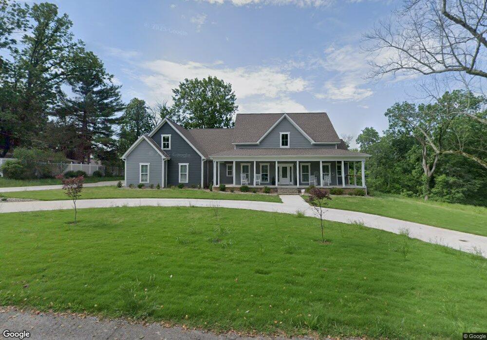 214 S Linda Dr, Shelbyville, TN 37160 - photo 1