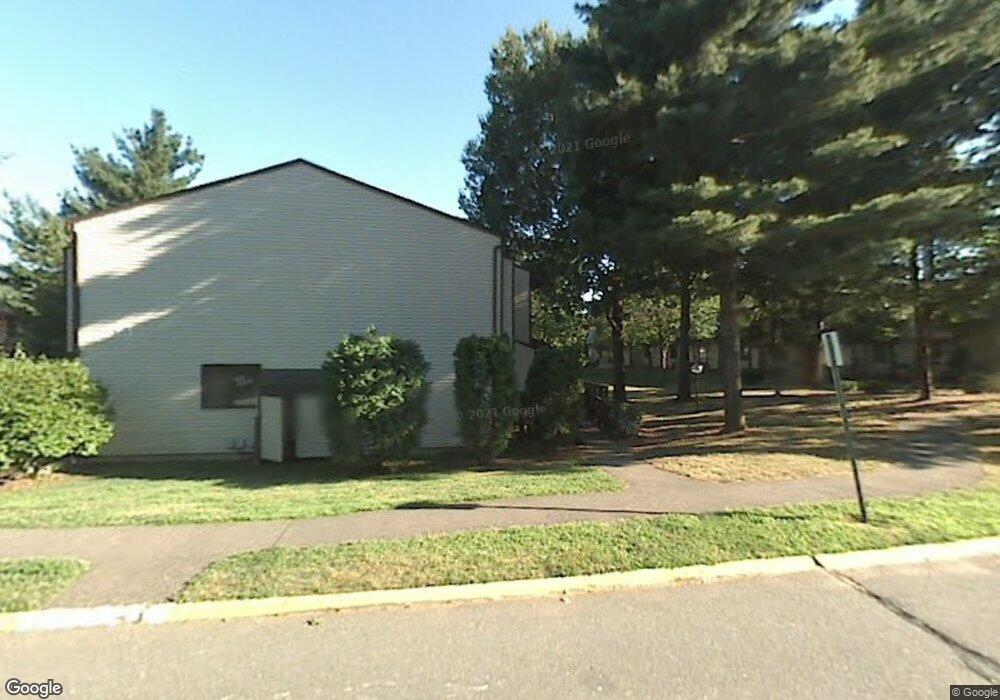 137 Cottonwood Rd, Newington, CT 06111 - photo 1