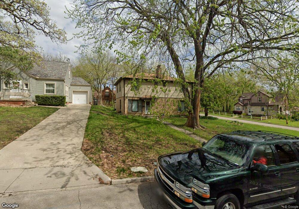 1331 Chautauqua Pkwy, Des Moines, IA 50314 - photo 1