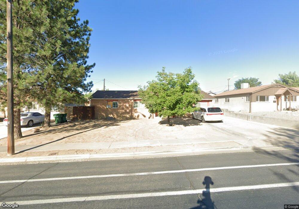 4301 Kingsway Dr, Farmington, NM 87402 - photo 1