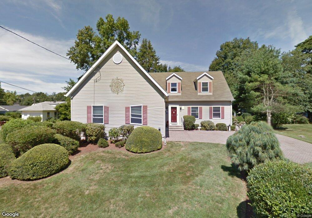 51 Whitecap Rd, Niantic, CT 06357 - photo 1